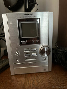 Rádio Panasonic s CD - 1