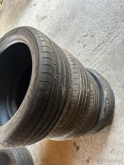 Letni pneu 224/45/18