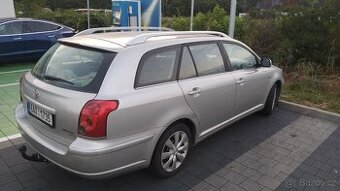 Toyota Avensis 2,0 D combi