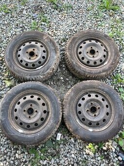 Zimni Pneu Laufenn 155/70R13 75T