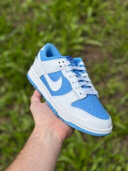 Nike dunk low reverse UNC 39
