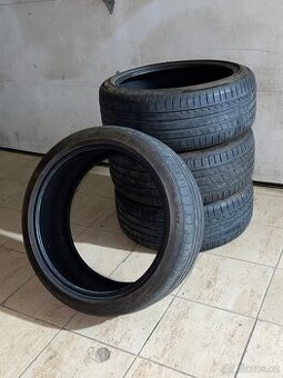 Prodám letní pneu 225/40 ZR 19