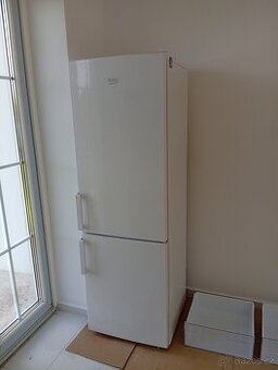 lednice BECO 262 l