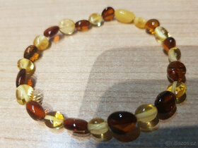 Jantarový náramek