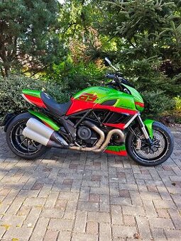 Ducati Diavel Carbon