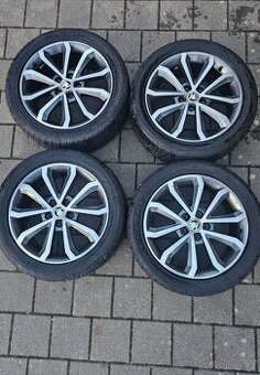 Alu kola Škoda 5x112 r17 7j et49 pneu 225/45/17