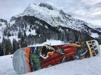 Snowboard LIB TECHvazánífutrál