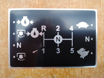 Štítek schéma řazení - hliníkový na Zetor