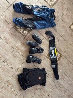 Prodám oblečení na enduro