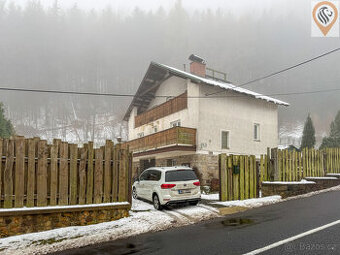 Prodej kouzelného domu k rodinné rekreaci či trvalému bydlen