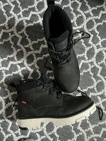 trekingové boty Levis vel.40