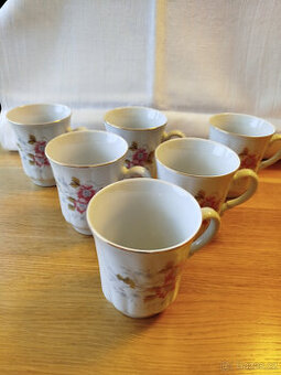 staré porcelánové hrnky 1/4 litru Royal Dux Bohemia