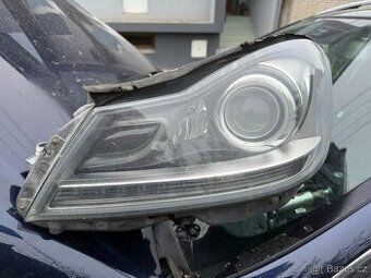 levé přední světlo Mercedes w204 s204 facelift xenon KOMPLET
