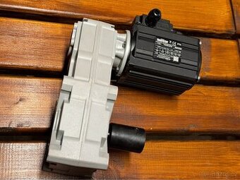 Motor s převodovkou na gril 230v, nový profi 3ot/min.