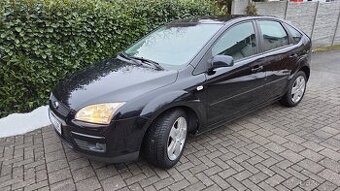 FORD Focus 1.6 benzín