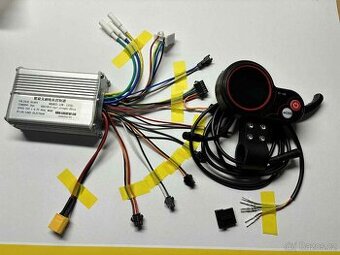 Řídící jednotka s ovladačem TF-100 pro elektrokoloběžky.