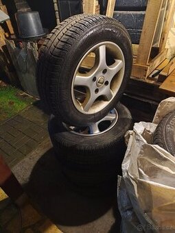 Ford Focus 1 sady disků s gumami