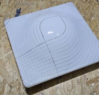 Použitá plastová lampa