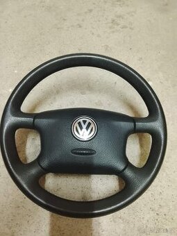 Volkswagen   volant    cen 500 kč