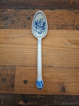 Cibulák - lžíce k omáčníku