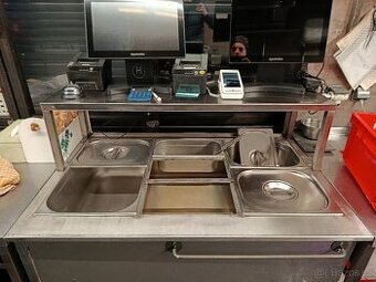 Ohrevny výdejní stůl