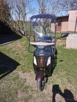 tříkolka Mondial elektrická