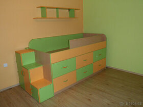 Dětský pokoj - postel, stůl, skříň, komoda - 1