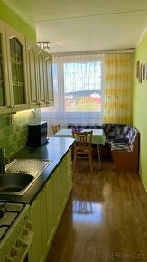Pronájem bytu 2+1, 55 m² s lodžií - Hustopeče u Brna