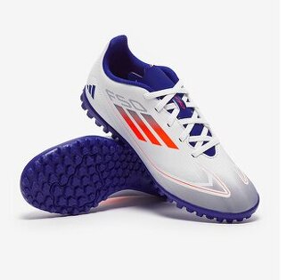 Dětské kopačky Adidas turfy 30(18cm)