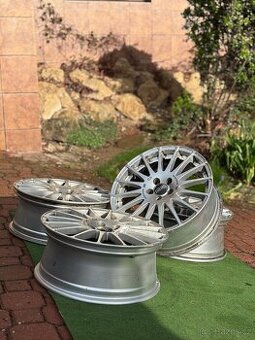 OZ racing superturismo WRC 5x100 R17