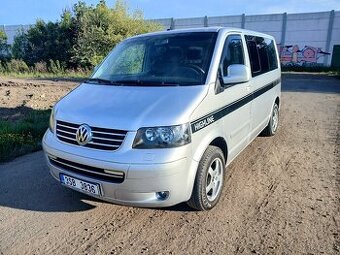 VW T5 VERZE HIGHLINE 1.9.TDI 77KW 7.MÍST KŮŽE ALCANTARA