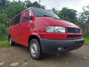 Volkswagen Caravelle 2.5 DTi 7.míst Nová cena