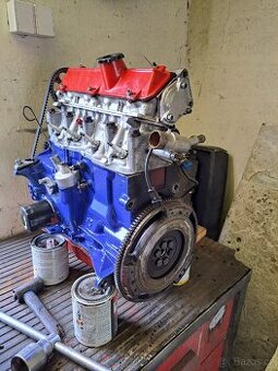 Závodní motor Fiat Uno 1.4 + převodovka