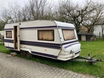 Karavan jako zahradní chatka