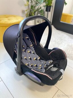 maxi cosi autosedacka / vajicko se zakladnou isofix