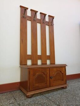 Rustikální nábytek, předsíň, botník, komoda, věšák