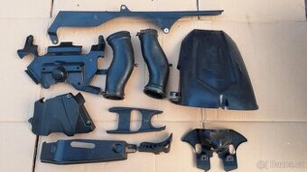 Plasty Yamaha R6 2004
