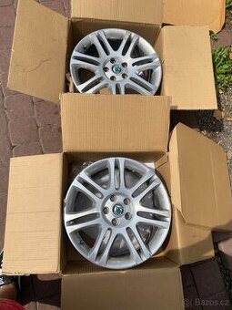 Škoda r18 5x112.