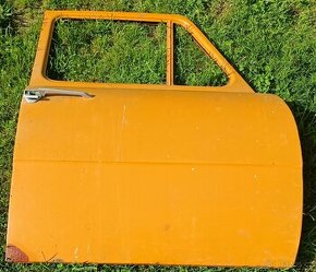 ŠKODA 100 L - pravé přední dveře