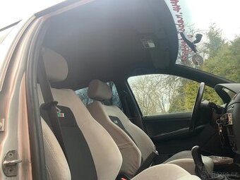 Fabia rs sedačky