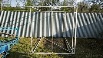 Konstrukce na lodě (kánoe) na vlek/přívěs/vozík