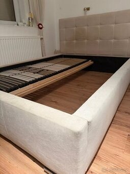 Manželská postel 140cm