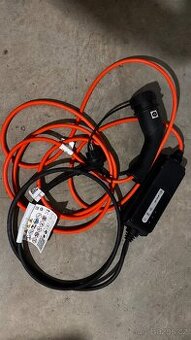 Nabíjecí kabel typ 2 pro 220v na elektro a plug in Lexus