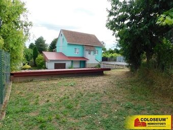 Božice, zahrada, garáž, 54 m2, sítě – pozemek - 1