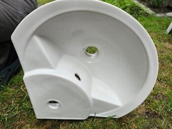 Rohové umyvadlo Jika