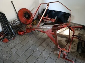 Shrnovač Deutz Fahr KS 83