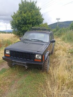 Predám Jeep Cherokee XJ 2.5TD bez TP,ŠPZ - 1