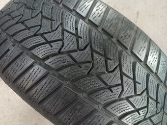 225/45 R18 DUNLOP (2318).
