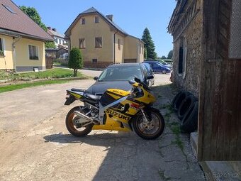 Suzuki Gsxr 750
