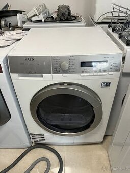 SUŠIČKA AEG T76788IHCS